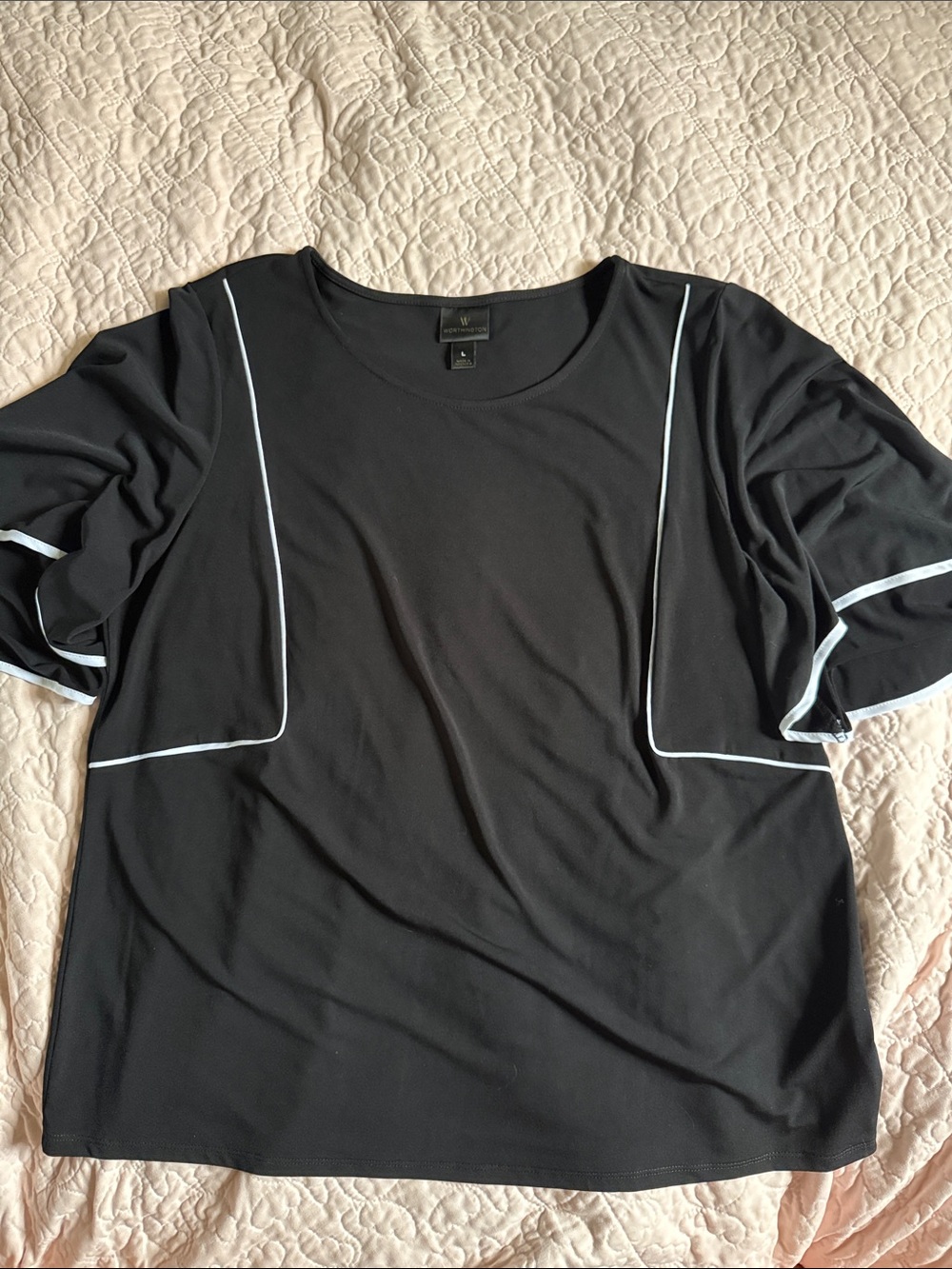Worthington Black Short Sleeve Top with White Piping